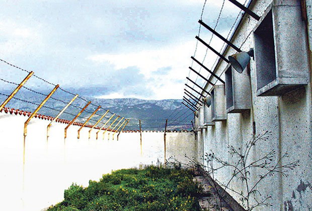 Логораши РС траже милионске одштете